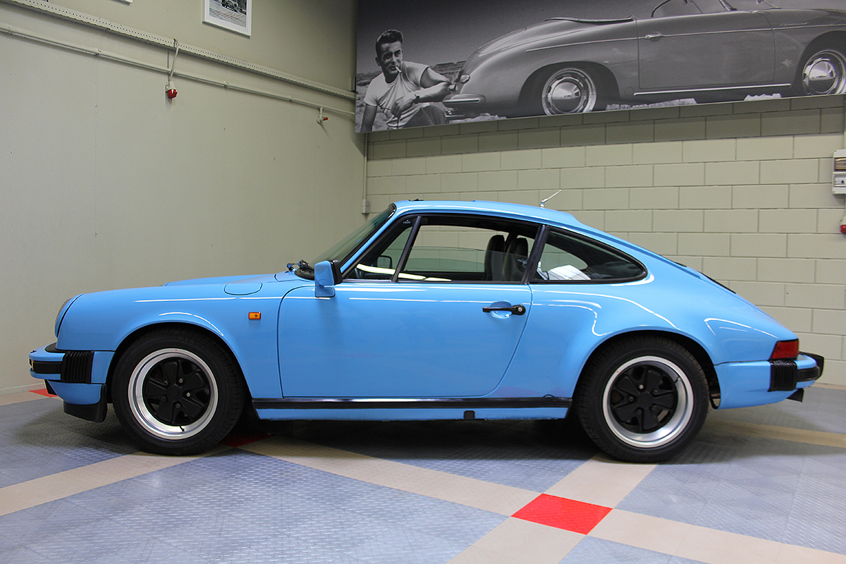 PORSCHE 911 3.2  Carrera COUPE