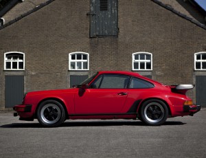 PORSCHE 911 3.0 SC