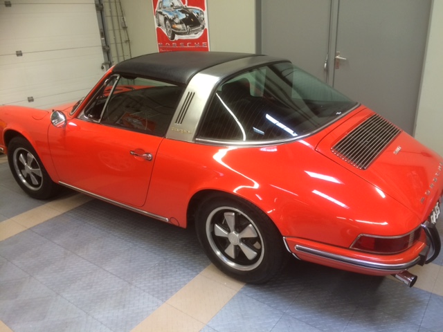 Porsche 911 T TARGA 2.2 1970