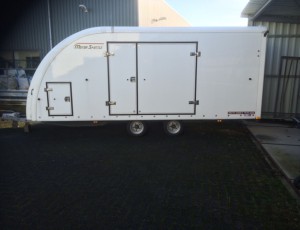 BRIAN JAMES CLOSED CAR TRAILER/ TRANSPORTER/ AUTOAMBULANCE