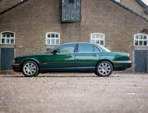 JAGUAR XJ6  2004