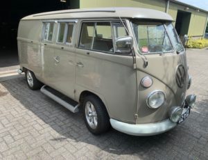 VOLKSWAGEN T1 camper bus