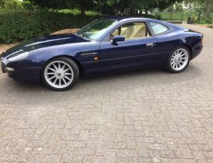 Aston Martin DB7 6 cylinders in super condition