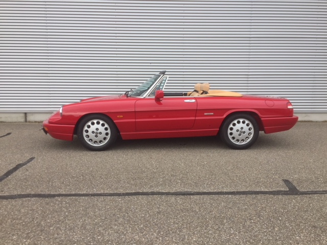 ALFA ROMEO SPIDER 1991 LOW MILAGE !!