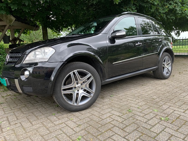 Mercedes-Benz ML 420 CDI 4-matic, super car