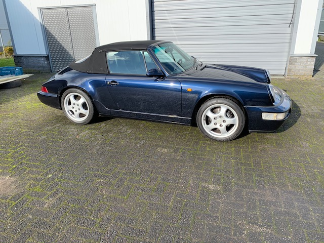 Porsche 911 964 Cabriolet Nightblue metallic