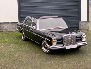 Mercedes-Benz 300SE L  3.5  W109 1970  black