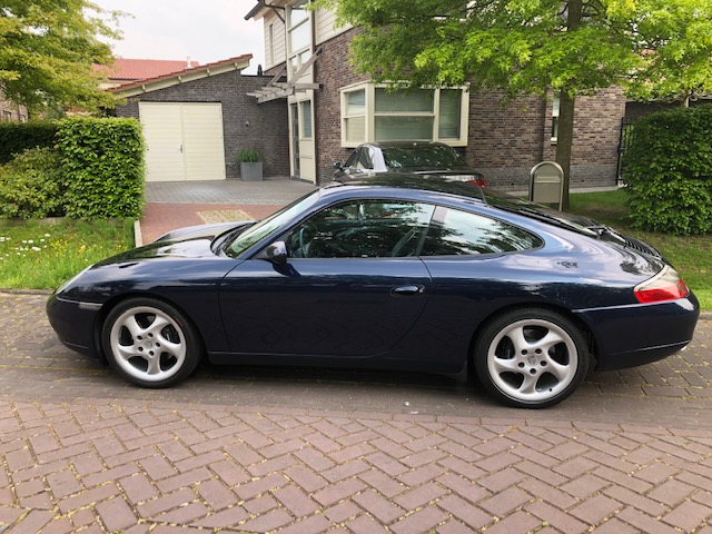 Porsche 911 996 c2 tiptronic in superb condition