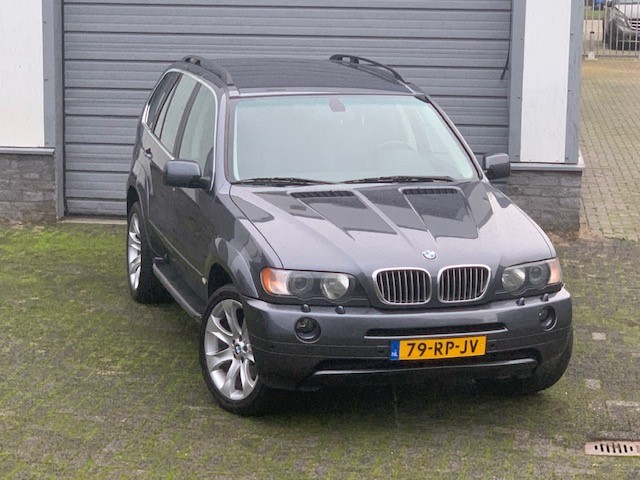BMW X5 4.4i  2005  youngtimer , excellent condition