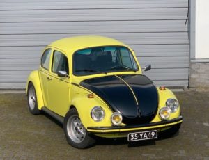 VOLKSWAGEN 1303 s gelbschwarzer Renner