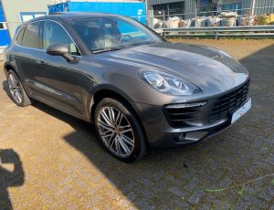 Porsche Macan S  v6