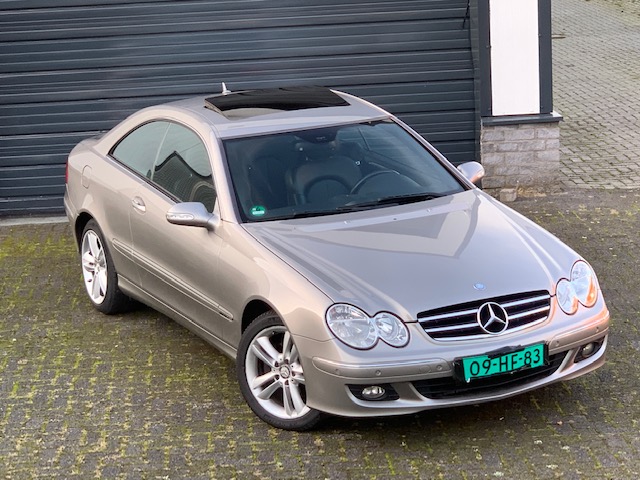 Mercedes CLK280 coupe, totally dealer maintained