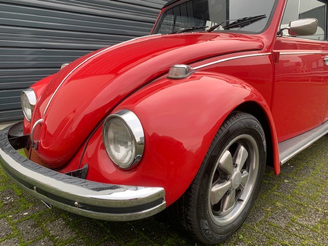 VOLKSWAGEN BUG 1500 CABRIOLET 1969