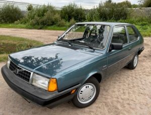 VOLVO 340 DL  1988  with only 26500 kms.