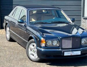 BENTLEY ARNAGE 4.4 v8 in blue metallic with creme leather interior 1999 (btw-vat)